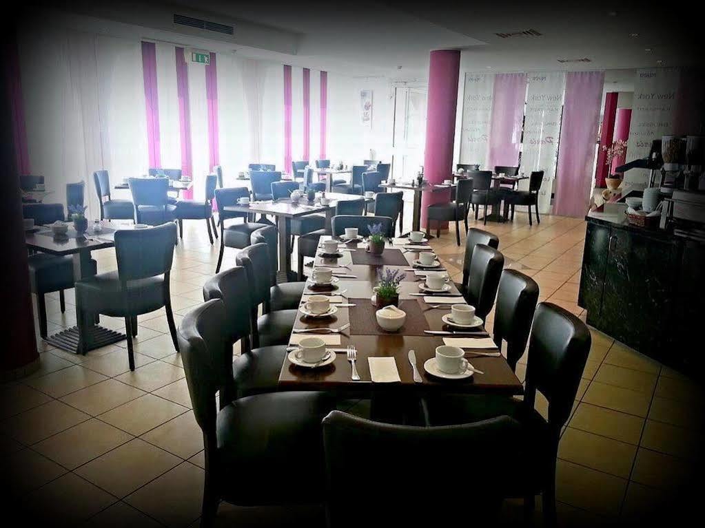 Hotel Primula Troisdorf Luaran gambar