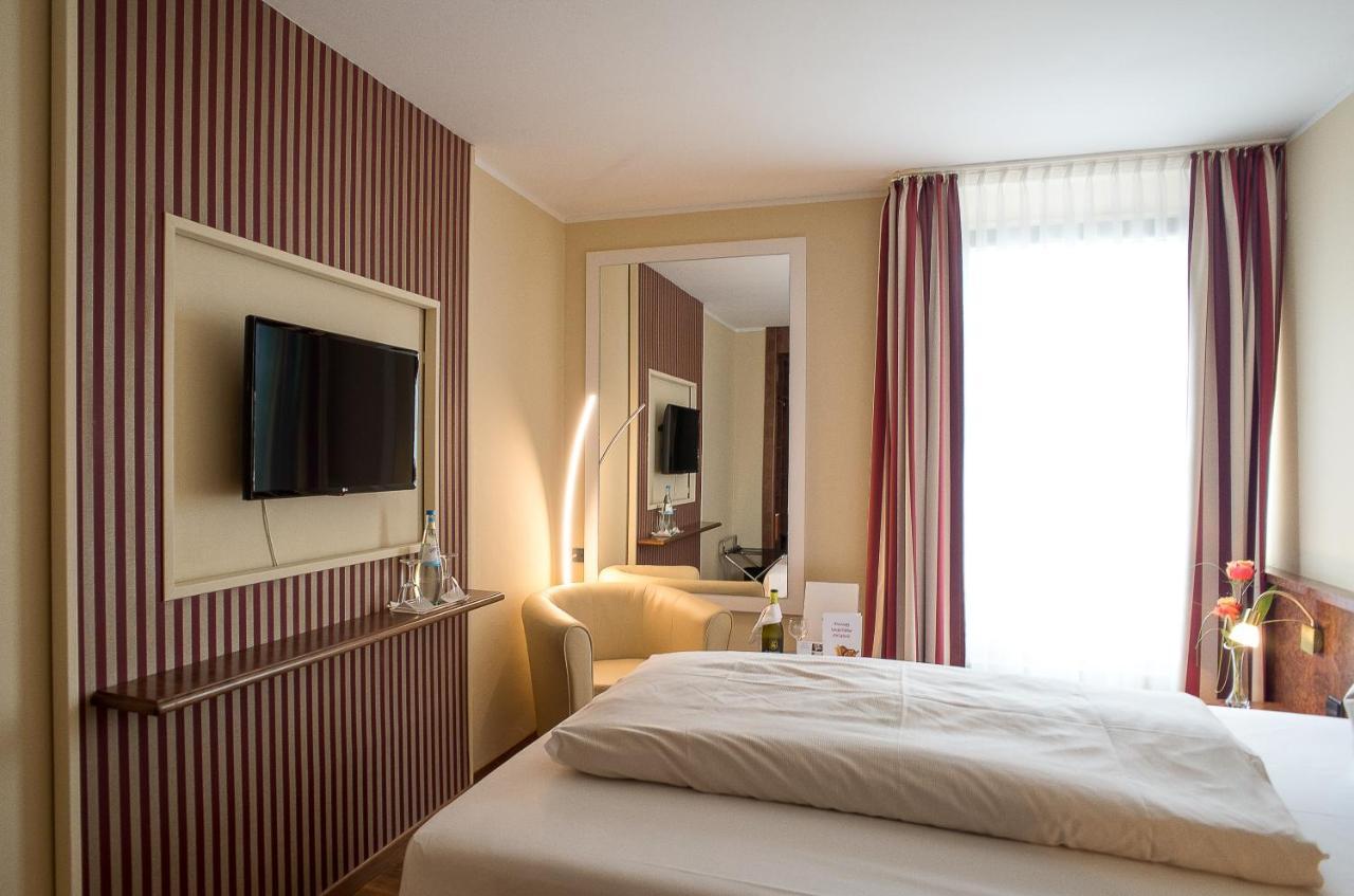 Hotel Primula Troisdorf Luaran gambar